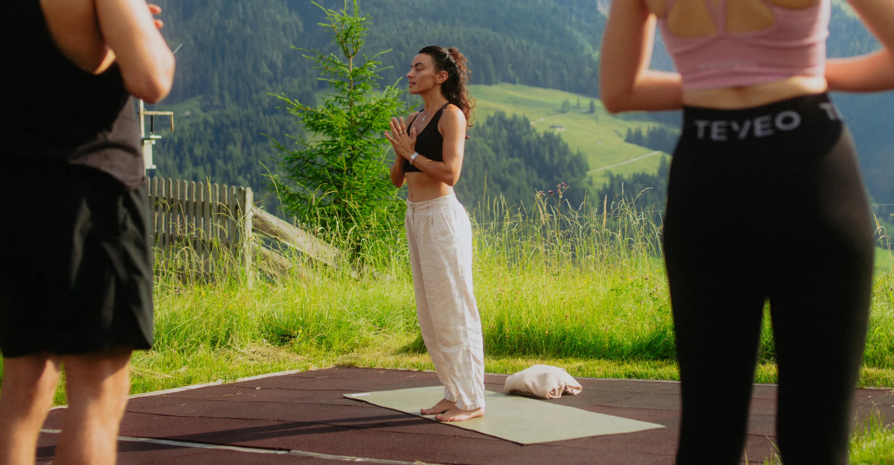 Yoga Festival Beats Berge