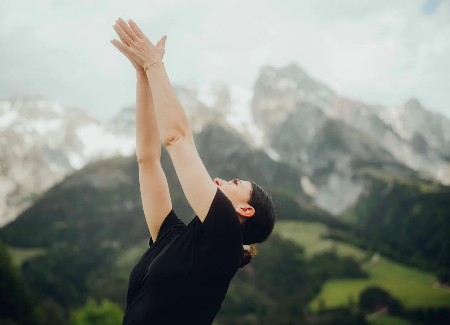 Yoga vor Berghotel